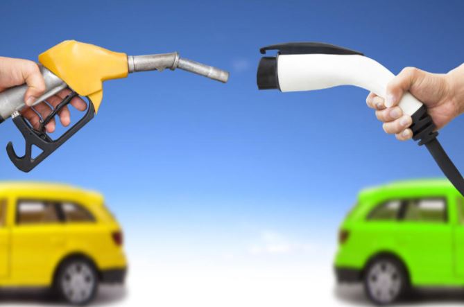Mașinile electrice vor fi mai ieftine decât cele pe benzină până în 2025