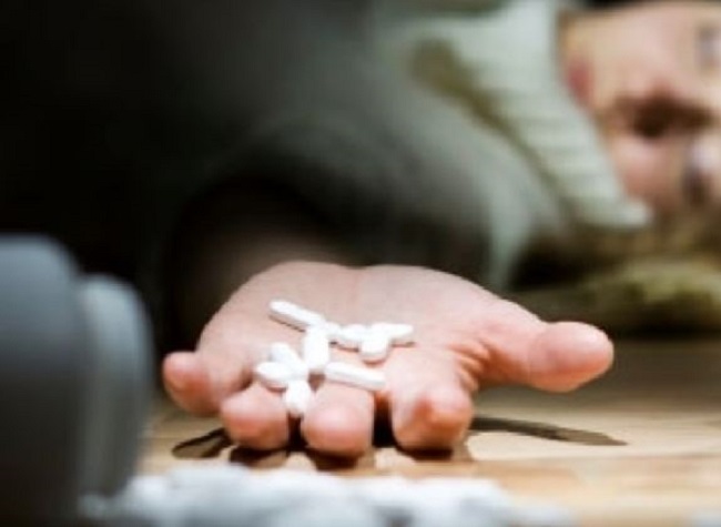 Medicamentele se află în topul metodelor de sinucidere
