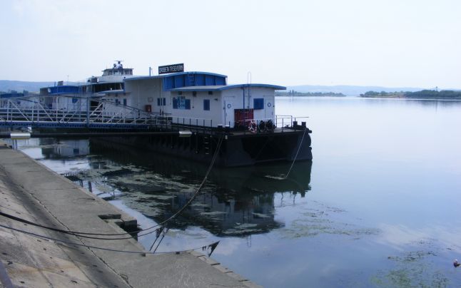 CONSTANȚA, GALAȚI: 54 de tone de motorină neaccizată, valorificată ilegal de firme de transport naval