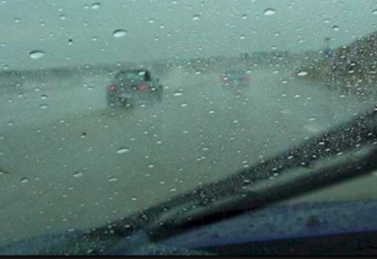 ATENȚIE ȘOFERI! PLOUĂ TORENȚIAL pe Autostrada Soarelui