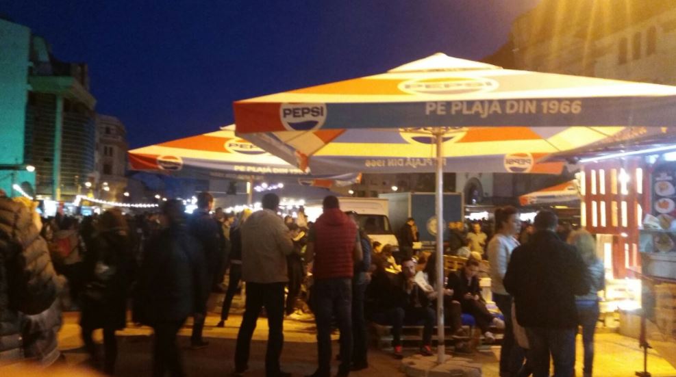FOTO – CONSTANȚA: Festinul culinar continuă la Festivalul Street Food
