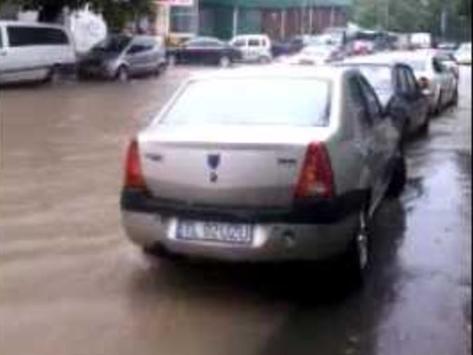 UPDATE – Județul TULCEA: DN22A este BLOCAT din cauza furtunii 