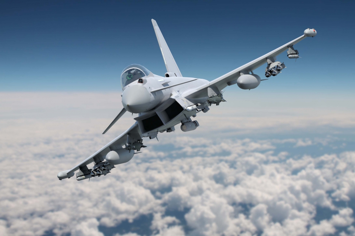 Aeronave Eurofighter Typhoon au aterizat la Mihail Kogălniceanu