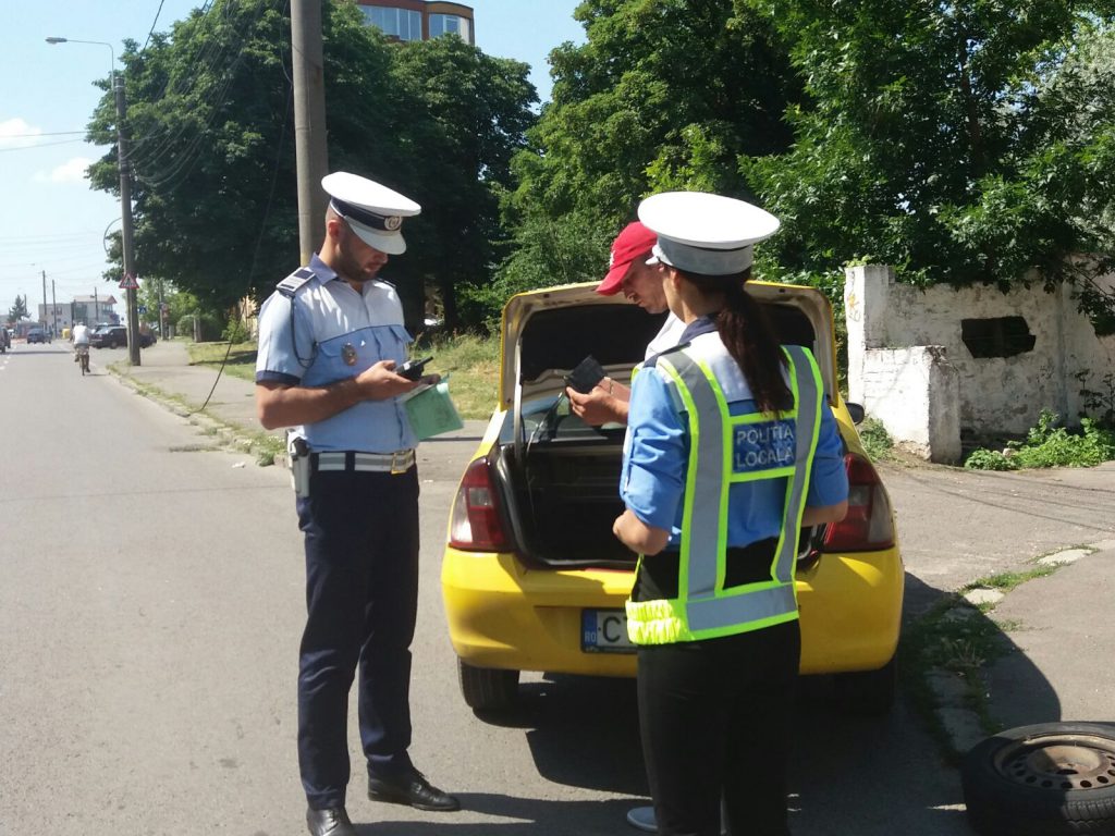CONSTANȚA: Sancțiuni usturătoare pentru taximetriști și șoferii de maxi-taxi  