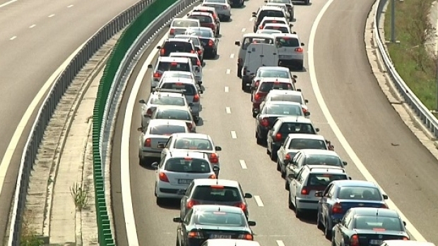 Trafic intens pe DN1: Se așteaptă aglomerație și pe A2