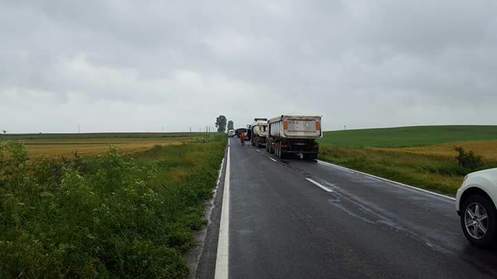 Un camion s-a răsturnat în județul CONSTANȚA. În accident au fost implicate și alte două mașini