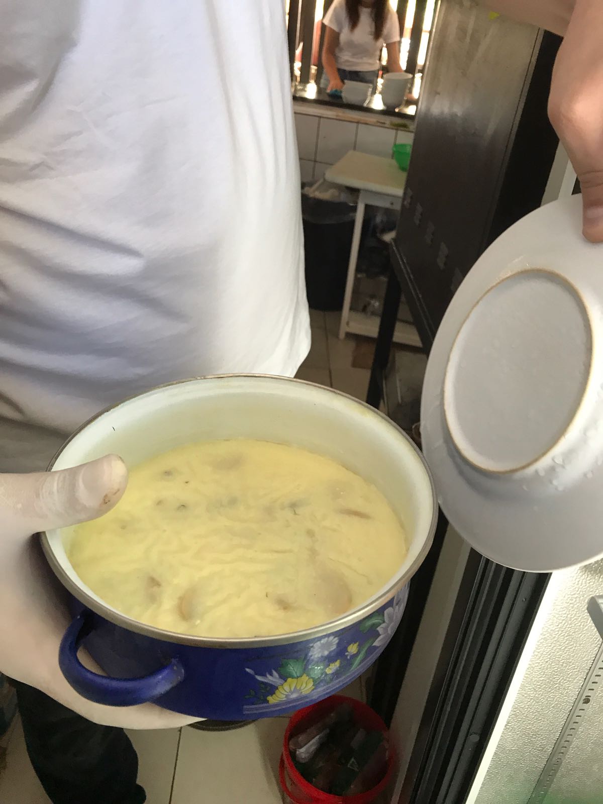 Comisarii OPC au „descins“ la fast food-urile din EFORIE