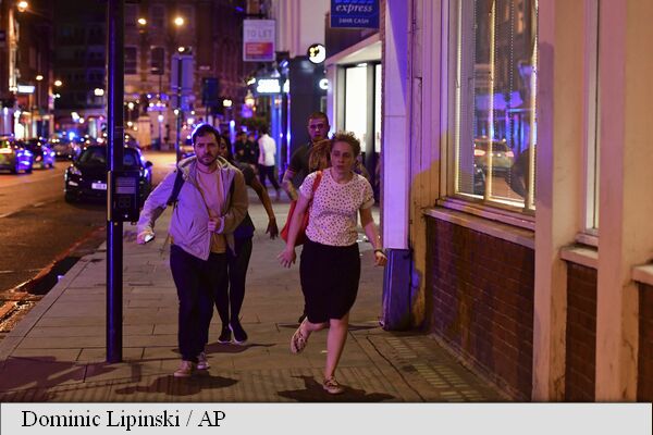 VIDEO/FOTO/UPDATE: ATACURI TERORISTE LA LONDRA!
