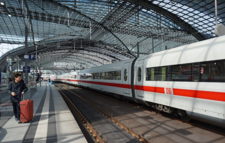 Program de recunoaștere facială în gările din GERMANIA