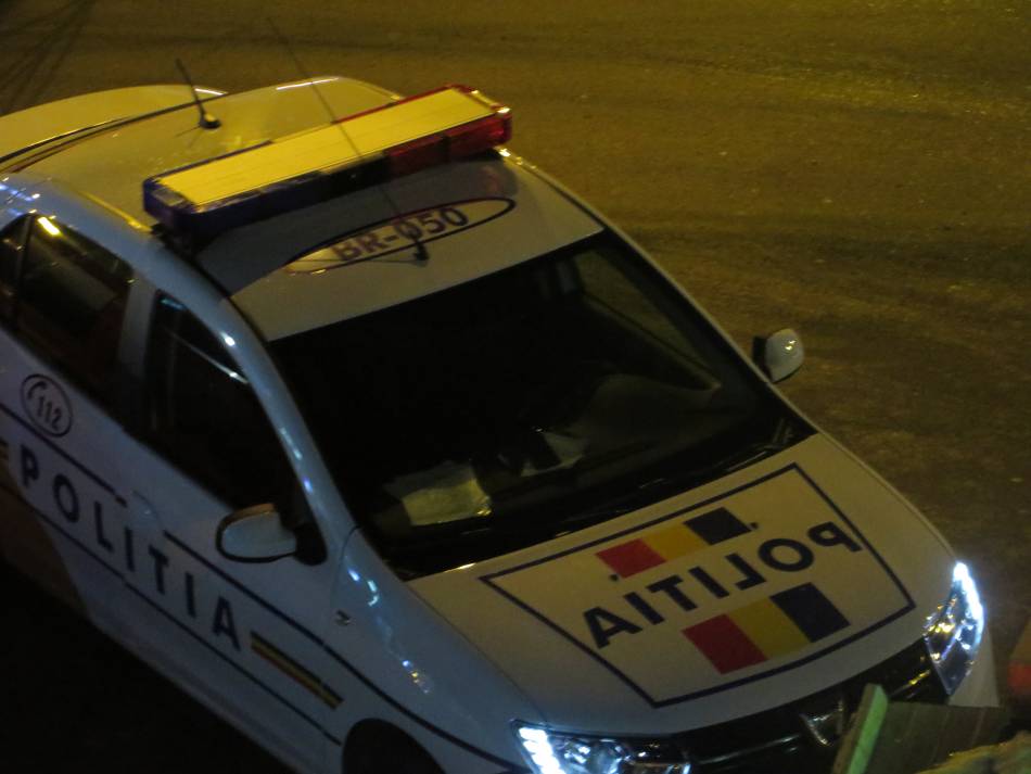 Sexagenară din județul CONSTANȚA, prinsă la volan, FĂRĂ PERMIS, în TULCEA
