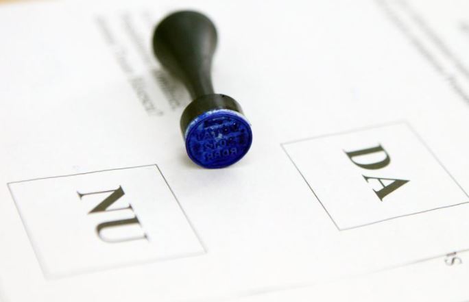 CONSTANȚA/TULCEA: Prezența la referendum la ora 10.00