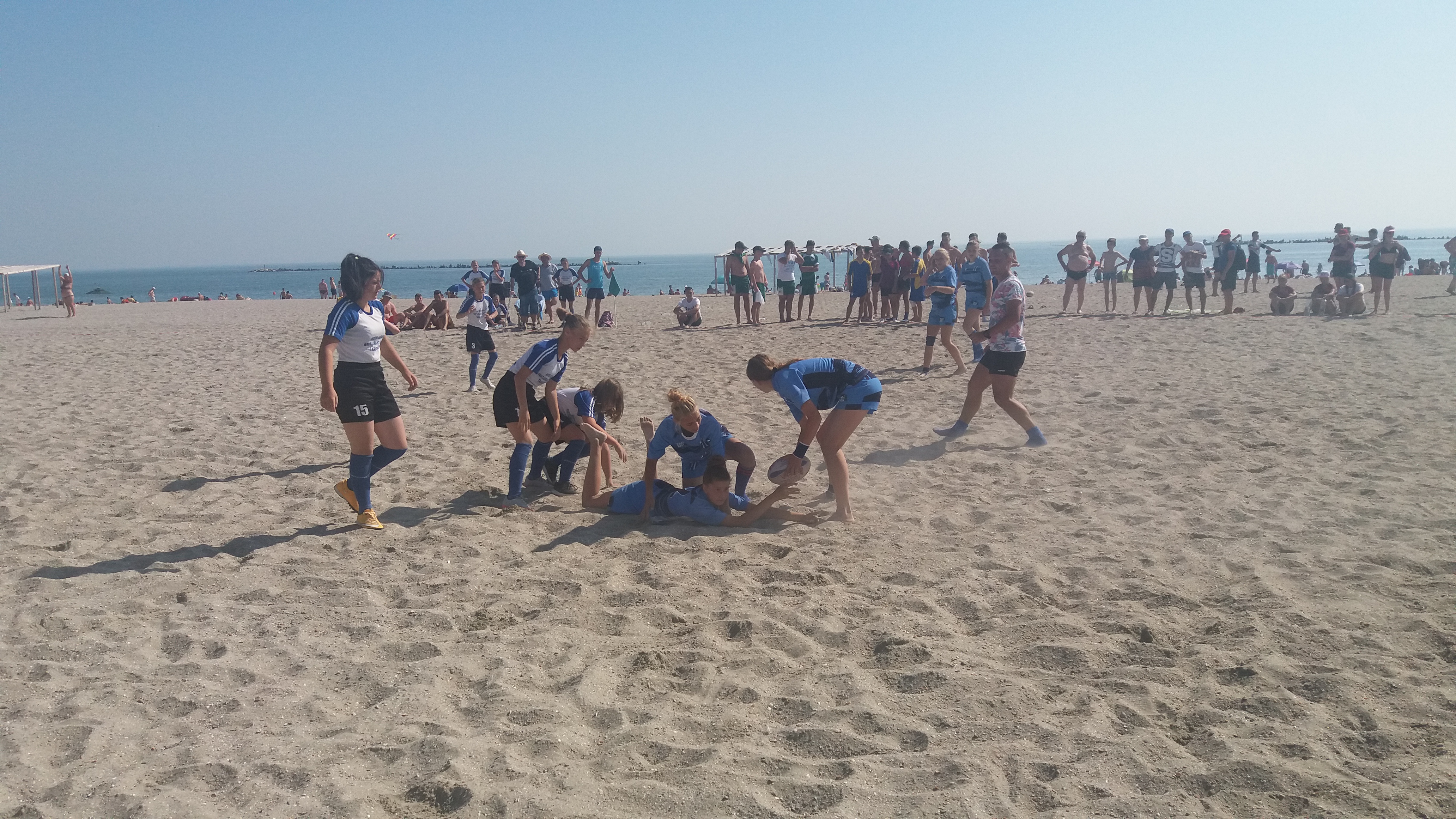 S-a încheiat la Mamaia turneul „Oval 5 Beach Rugby România”