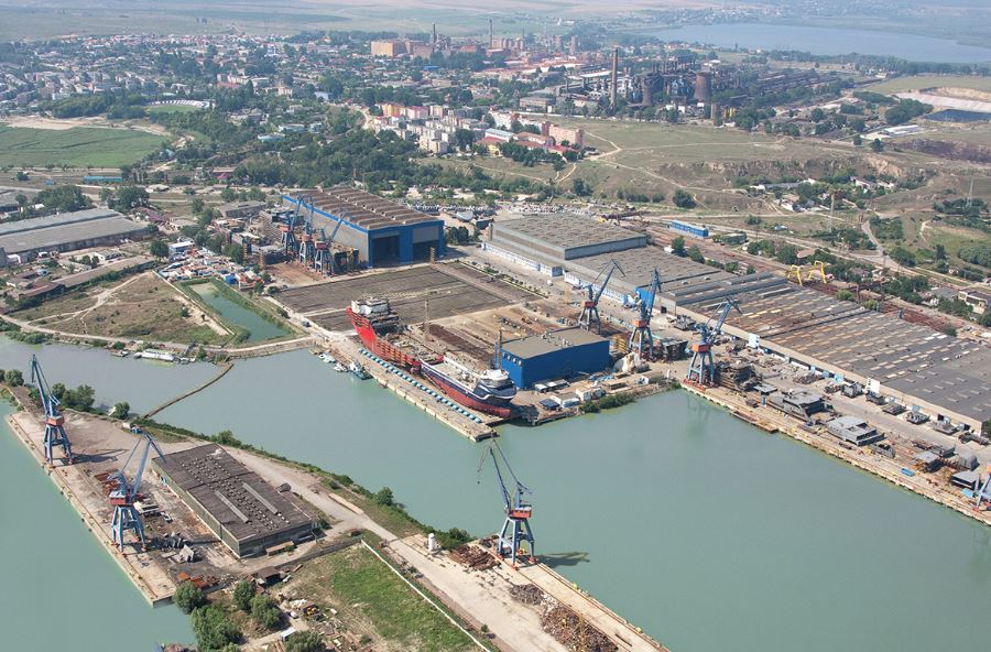 TULCEA: Șantierul naval construiește două nave de croazieră