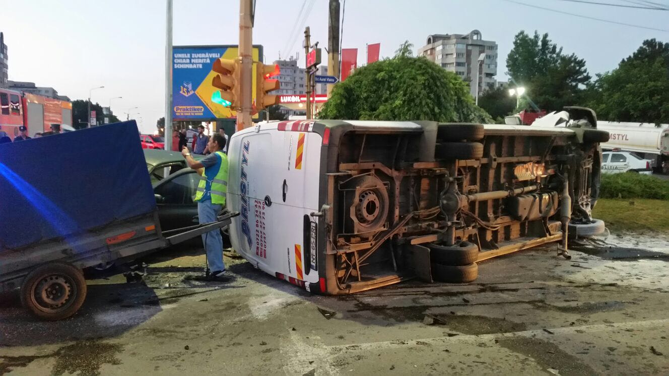 Cauzele producerii accidentului cu microbuzul răsturnat de la intrarea în CONSTANȚA
