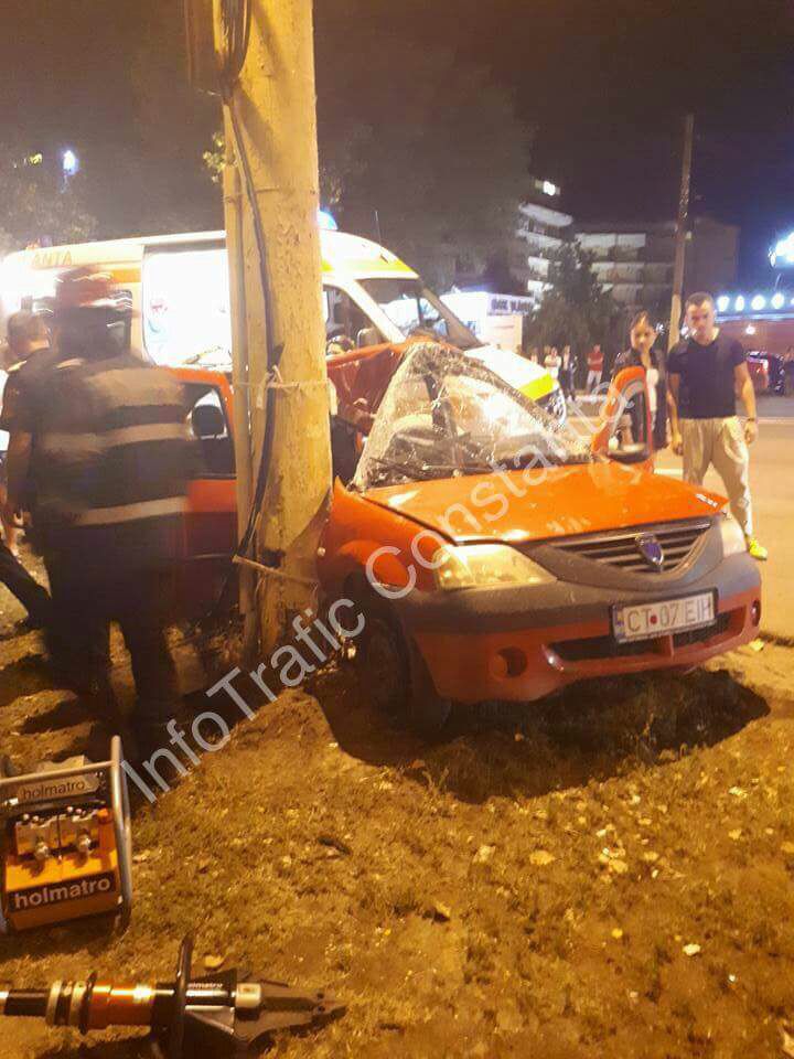 Update – FOTO/Impact rutier VIOLENT în stațiunea Mamaia