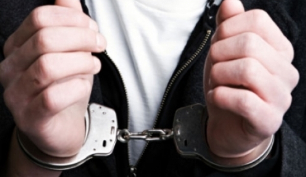Tânăr din Constanța, arestat după ce ar fi tâlhărit un adolescent