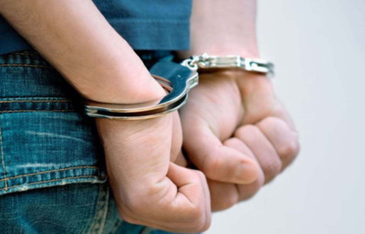 RECIDIVIST din TULCEA, arestat după ce a condus fără permis