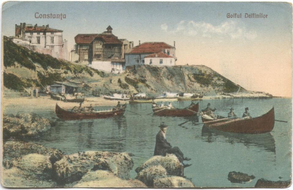 FOTO/ Salvamari în secolele trecute: Locuri de scăldat îngrădite și înotători legați cu sfoara