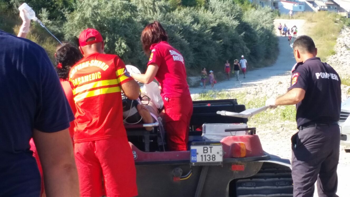 VIDEO/FOTO: Bărbat în pericol de înec pe plaja de la Eforie Nord