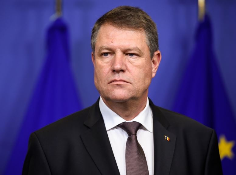 CONSTANȚA: Iohannis se întâlnește cu piloţii români şi britanici la centrul administrativ Mihail Kogălniceanu