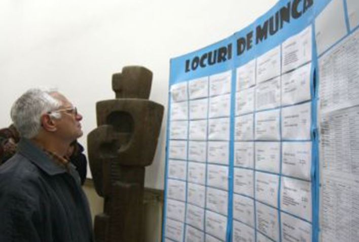 Mii de locuri de muncă vacante în țară și peste hotare
