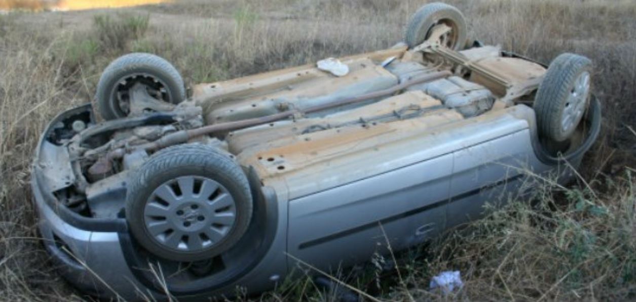 TULCEA: Depășire neregulamentară, șofer în spital