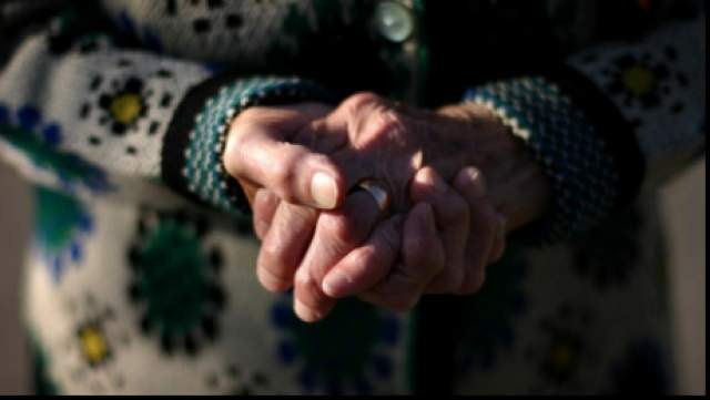 Două tinere din GALAȚI, prinse acționând la CONSTANȚA prin metoda DETERGENTUL