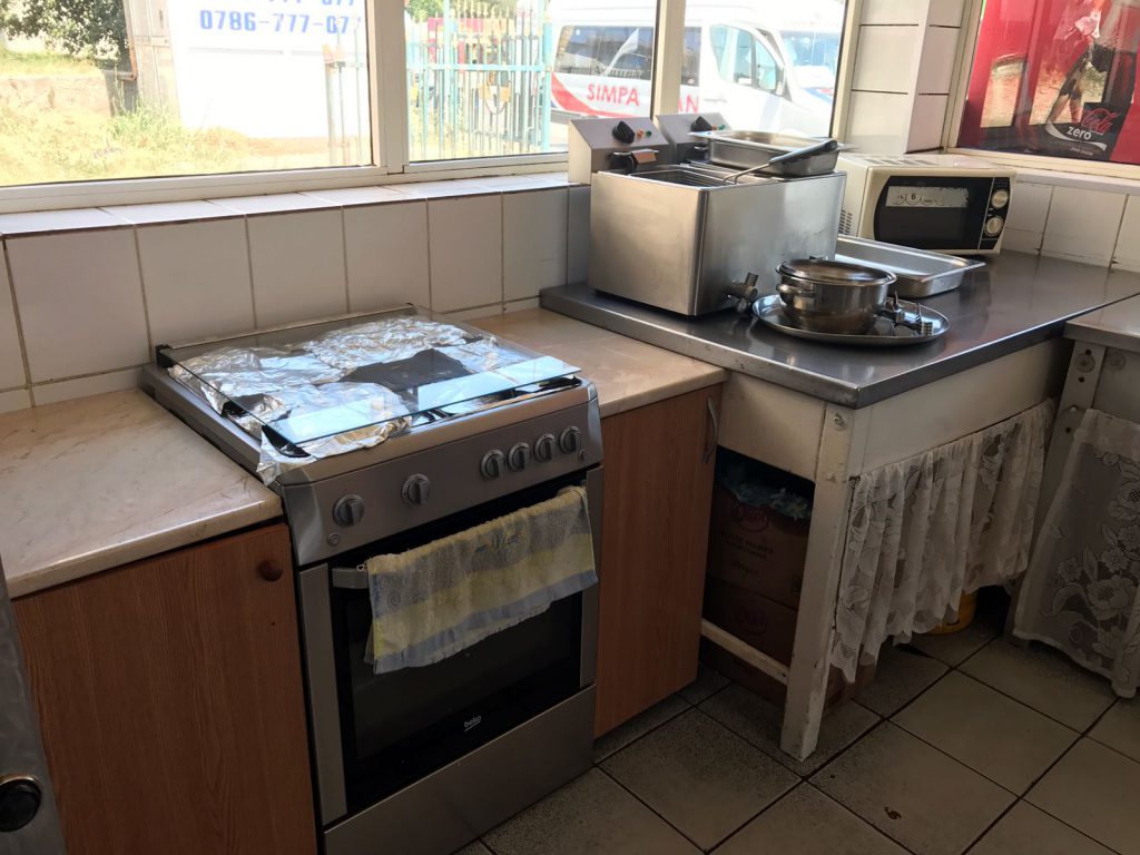 FOTO – CONSTANȚA: Se poate! Un fast-food din zona Gării a remediat problemele descoperite de OPC