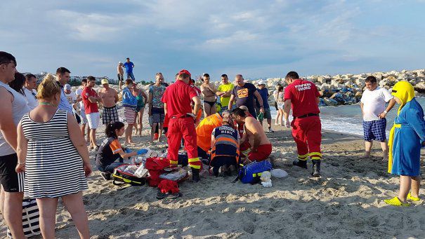 Bărbat înecat în mare, în zona plajei Amphora din Mamaia