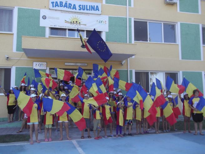 Premii pentru copiii români din Diaspora prezenți în tabăra ARC de la SULINA