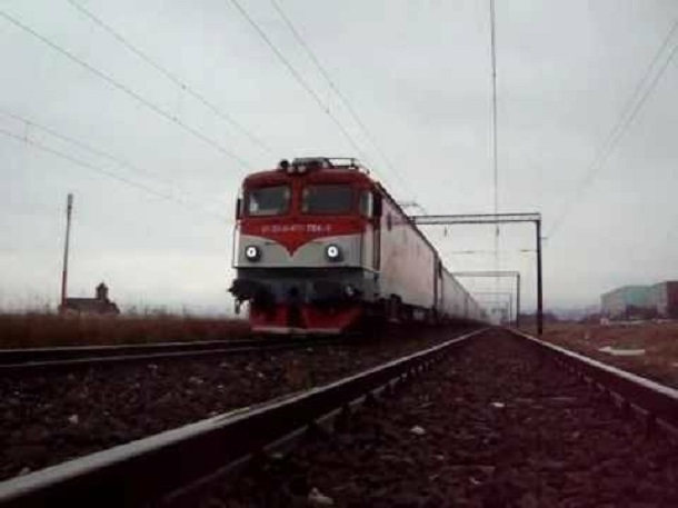 Incident feroviar! Un tren cu 500 de pasageri de pe ruta BUCUREȘTI – CONSTANȚA, blocat în câmp