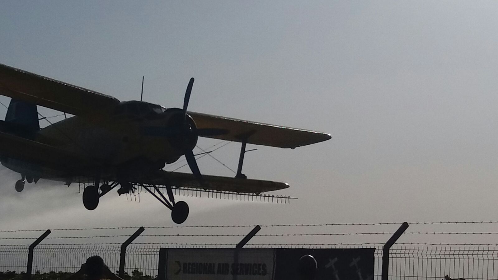 VIDEO – FOTO – AEROMANIA 2017: Show aviatic de excepție pe aerodromul Tuzla