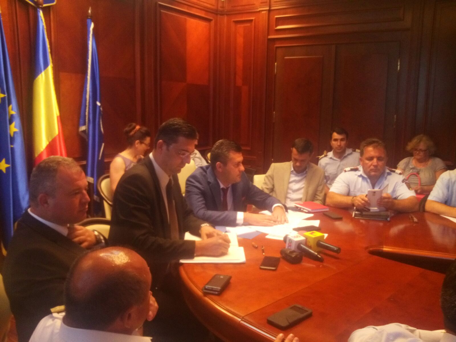 CONSTANȚA: Autorităţile, alertate de caniculă! Edilii din județ trebuie să asigure permanență în primării