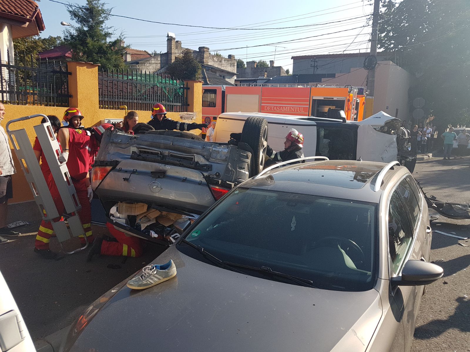 UPDATE – FOTO: Accident GRAV în CONSTANȚA