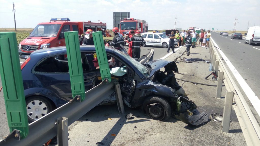 FOTO – CONSTANȚA: Starea răniților din accidentul produs pe autostrada A4 este CRITICĂ