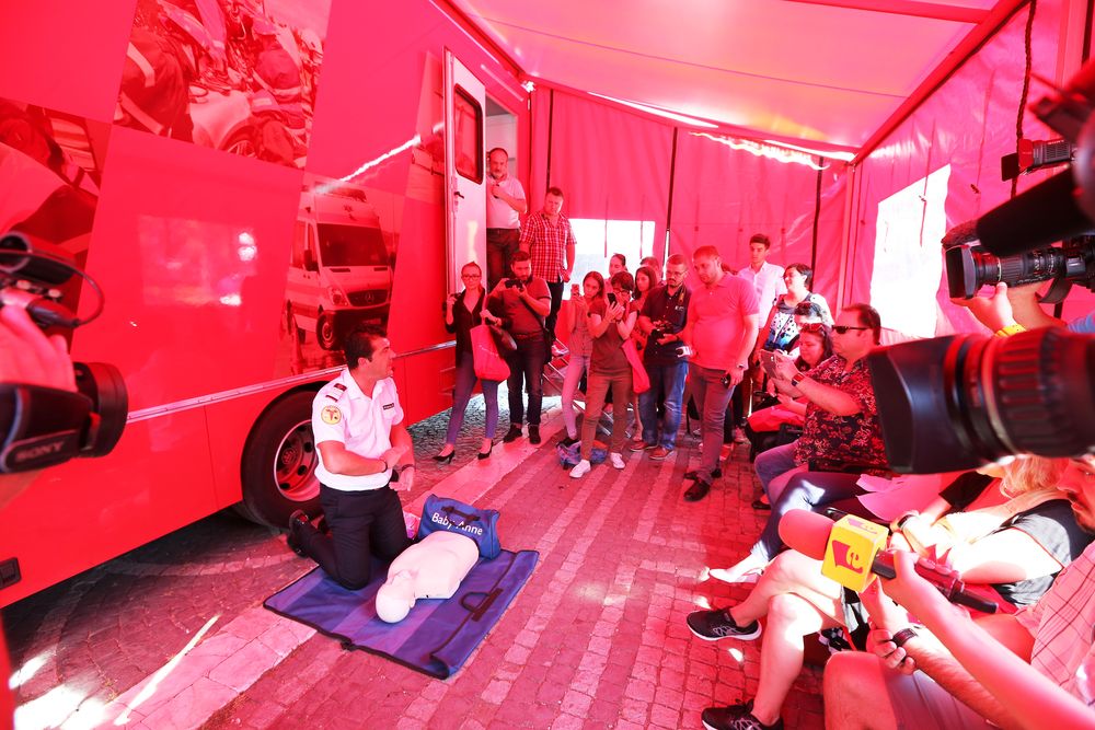 TULCEA: Caravana „Fii pregătit!” – cursuri de pregătire a populației pentru acordarea de prim ajutor