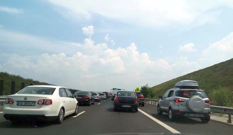 Aglomerație pe Autostrada Soarelui. Rute alternative