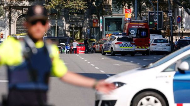 SPANIA: Peste 120 de butelii urmau să fie folosite în atentate cu bombă în Barcelona