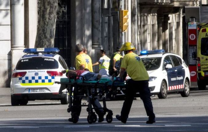 SPANIA: Unul dintre românii răniți în atentatul din Barcelona, în stare stabilă. Doi au fost externați