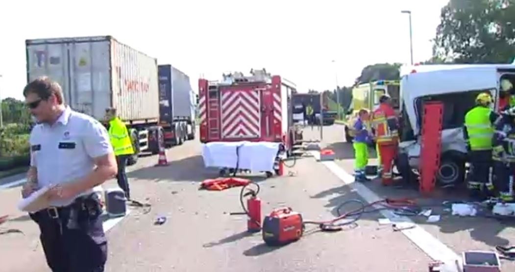 BELGIA: Român mort într-un accident rutier. Alți patru au fost răniți