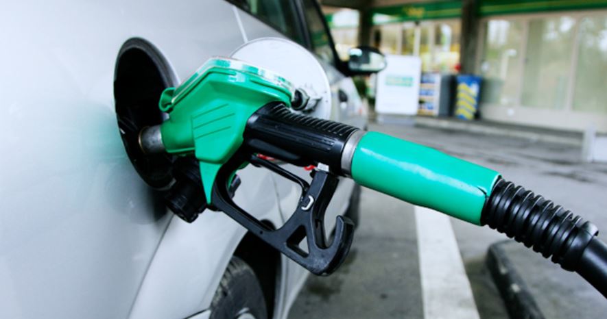 Consiliul Concurenţei vrea explicaţii pentru creşterea preţurilor motorinei şi benzinei