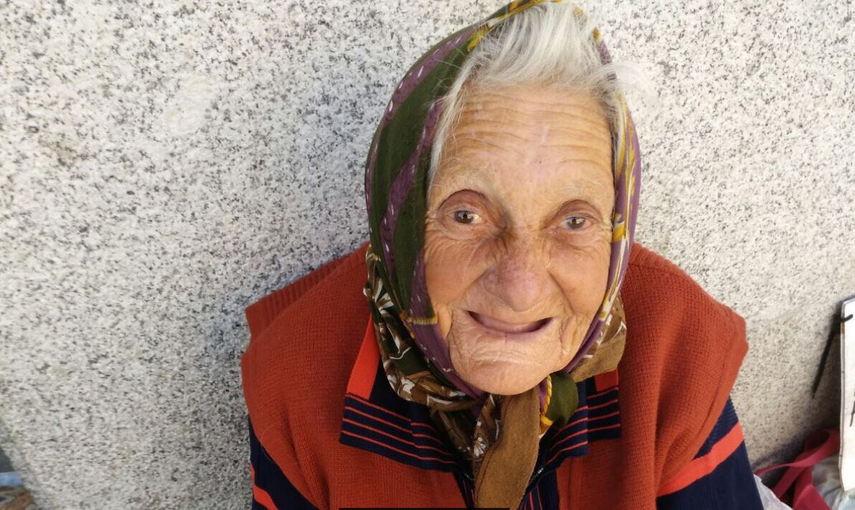 FOTO: Apel către românii din SPANIA. O bătrână este dată dispărută