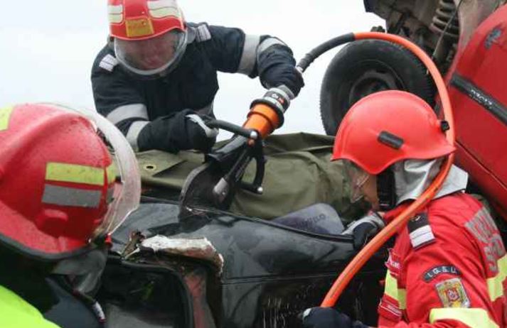 Accident rutier cu trei victime, între Ciocârlia și Murfatlar. O persoană este decedată