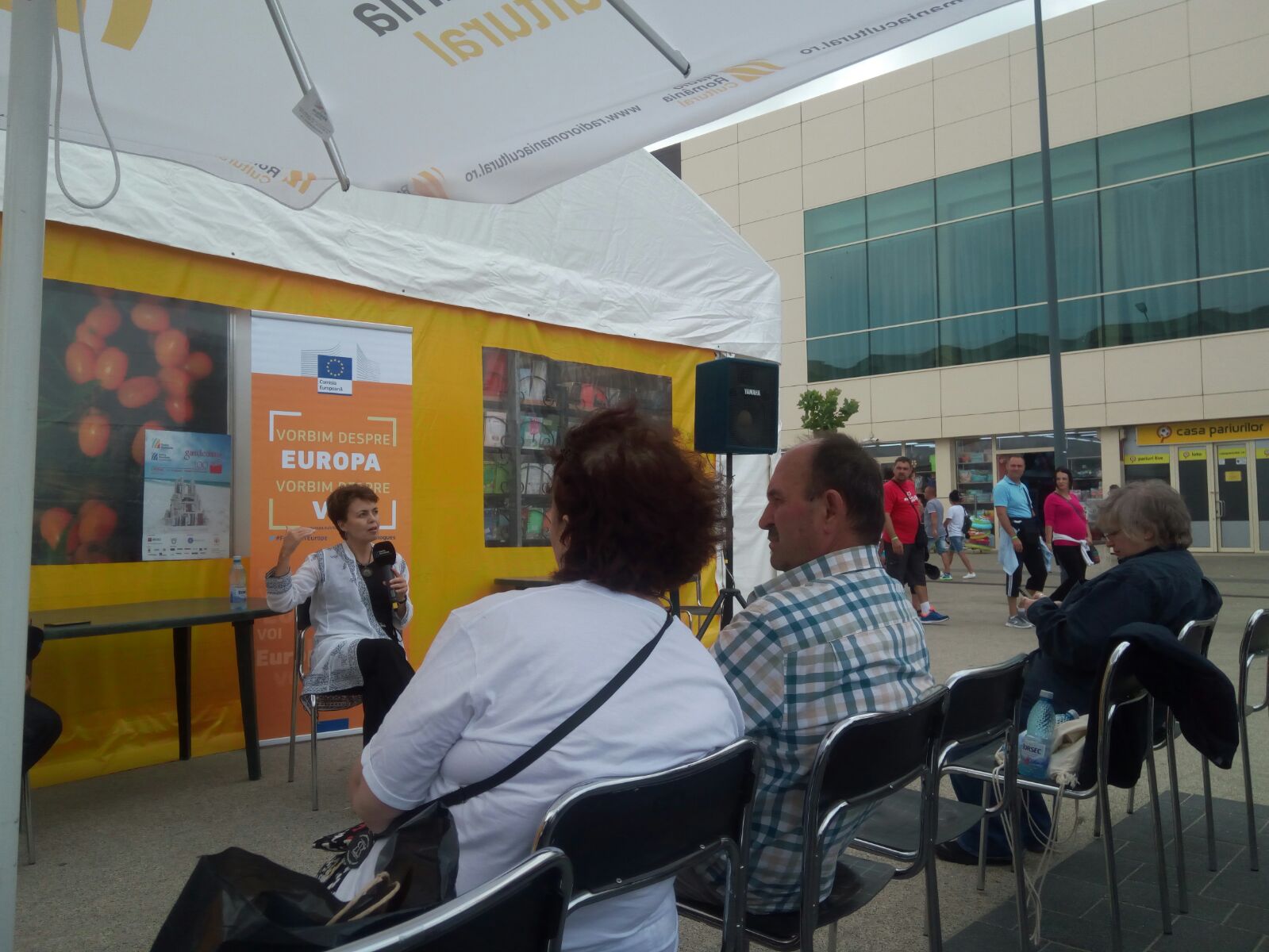 FOTO – Târgul Gaudeamus Litoral 2017: „Vorbim despre Europa, vorbim despre voi”, cu Angela Cristea