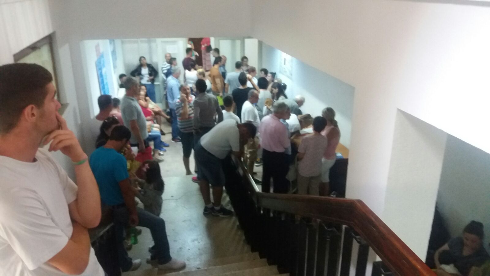 CONSTANȚA:Aglomerație la serviciul Pașapoarte