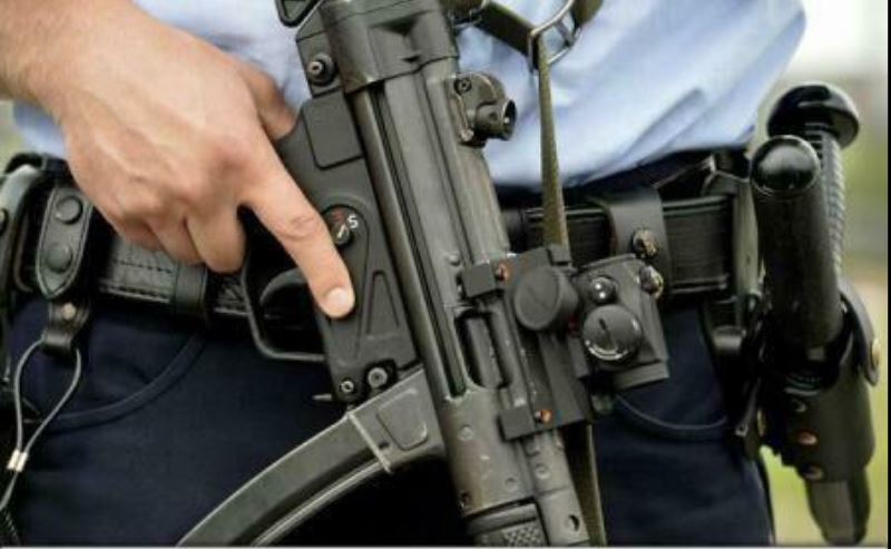 MAREA BRITANIE: Un bărbat a fost arestat. Era suspectat că pregătea acte teroriste