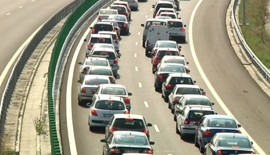 UPDATE Traficul pe Autostrada Soarelui a fost reluat în condiţii normale