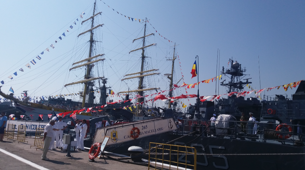 CONSTANȚA: Ziua Porţilor Deschise în portul militar