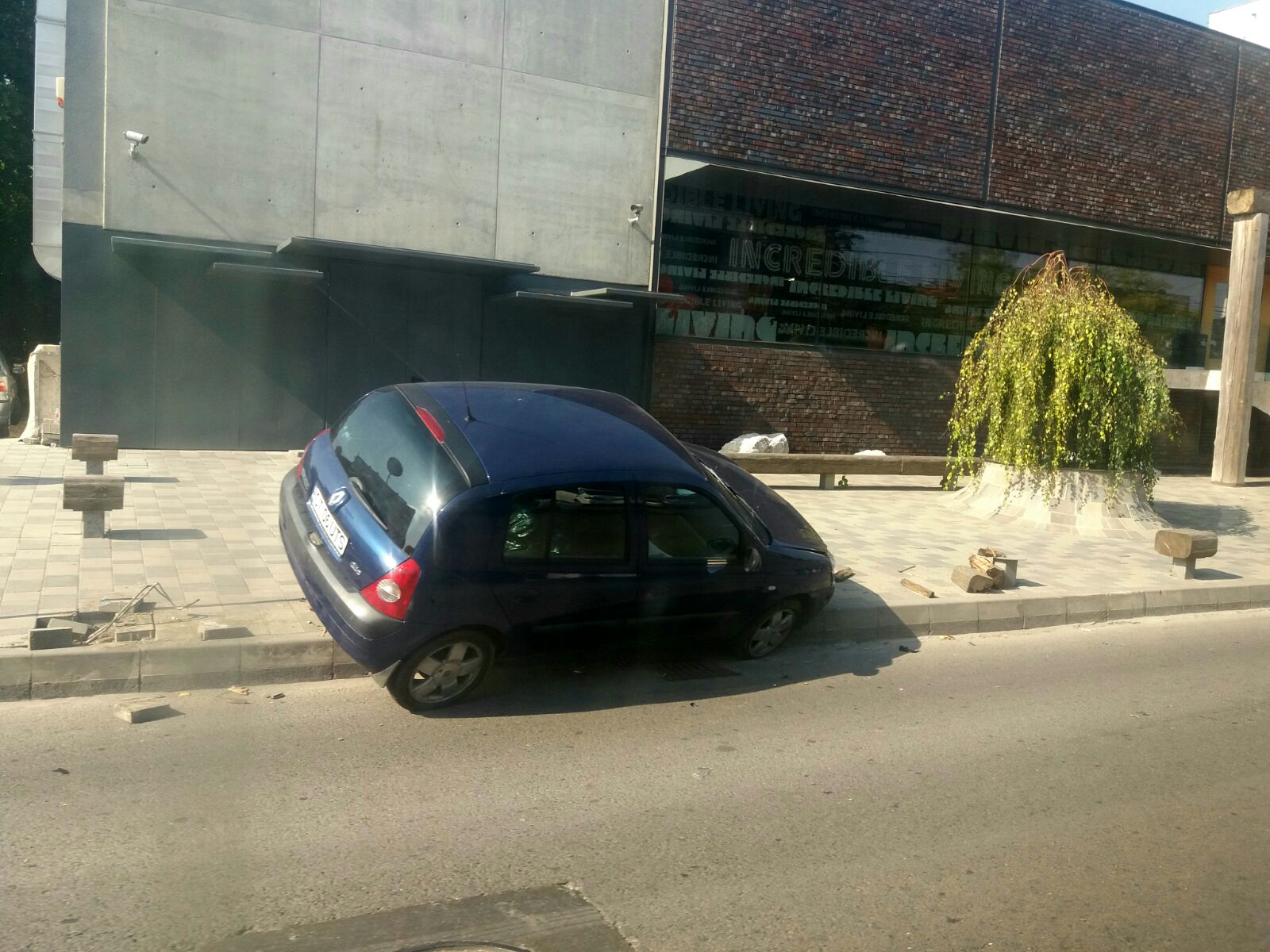 Accident rutier pe str. Mircea cel Bătrân din Constanța (foto)