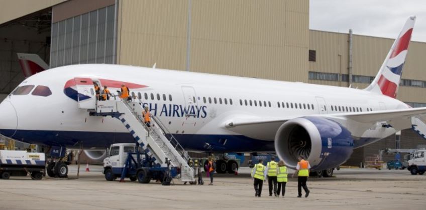 ALERTĂ pe un aeroport din PARIS: Un avion a care se îndrepta spre LONDRA a fost evacuat